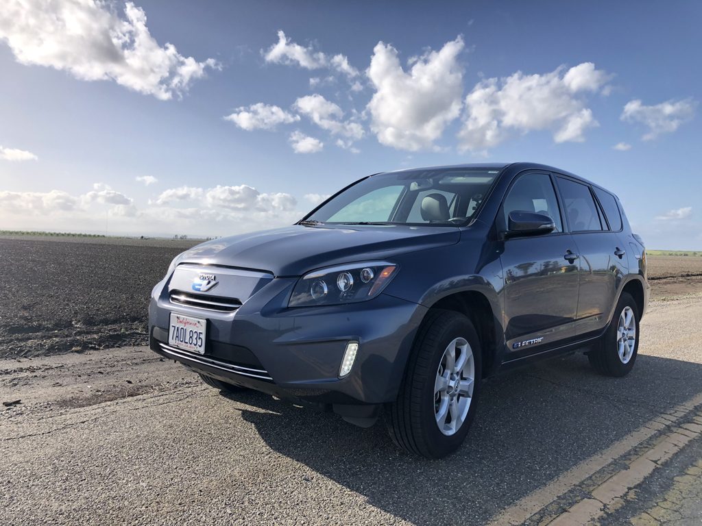 2012 toyota rav4 store ev range